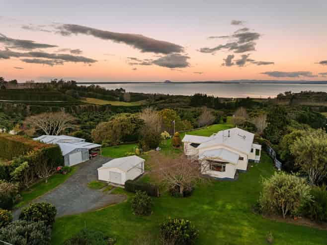 258 Kauri Point Road, Tahawai
