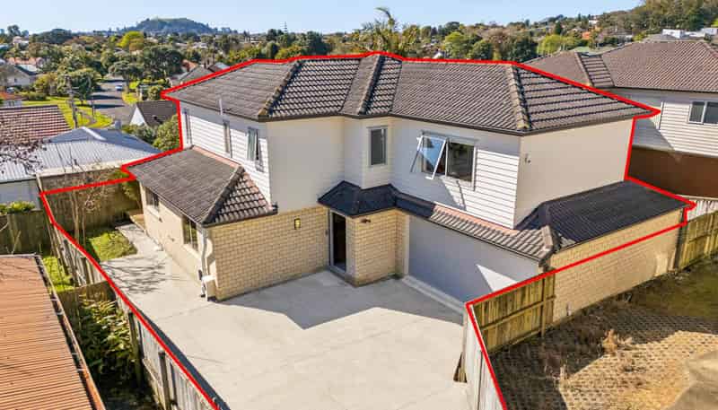 16A Keystone Avenue, Three Kings