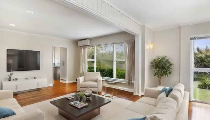 1/221 Hurstmere Road, Takapuna