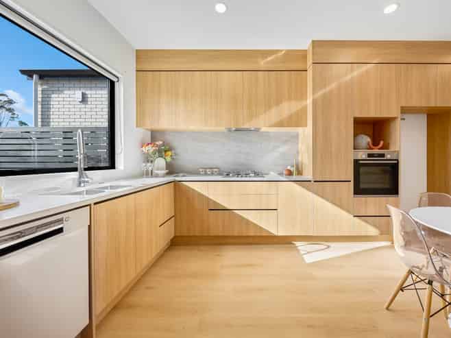 25 Paretao Street, Massey