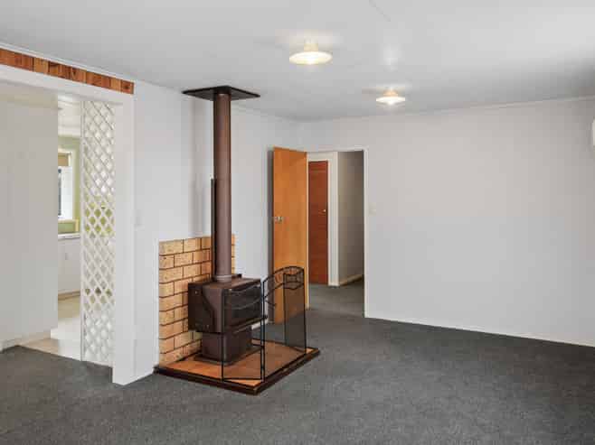 6 Stirling Place, Huntly