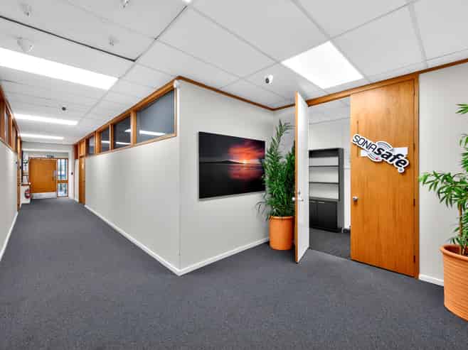 Affordable Birkenhead office space with parking
