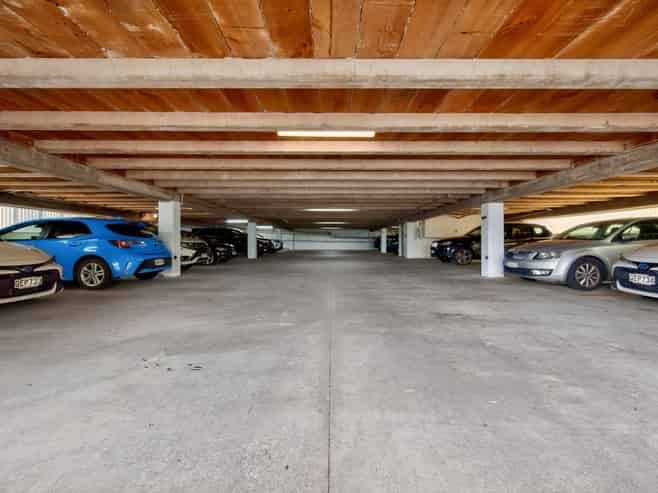 Affordable Birkenhead office space with parking