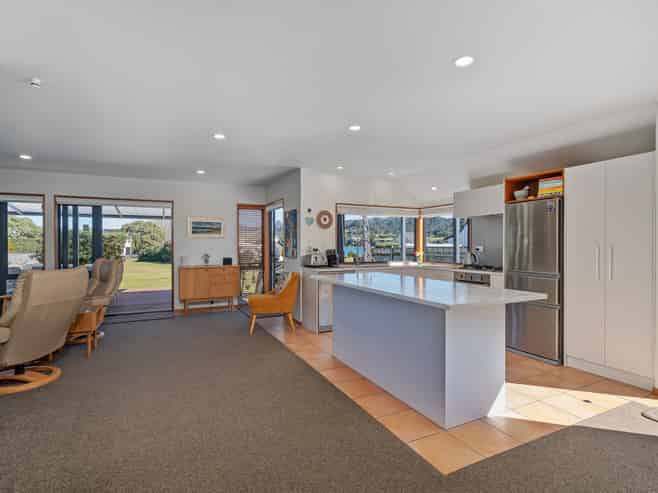 29 Pleasant Place, Pauanui