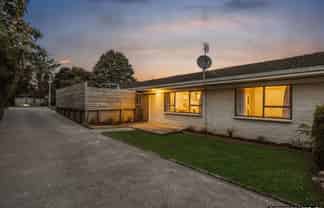 2/31 Bowater Place, Manurewa