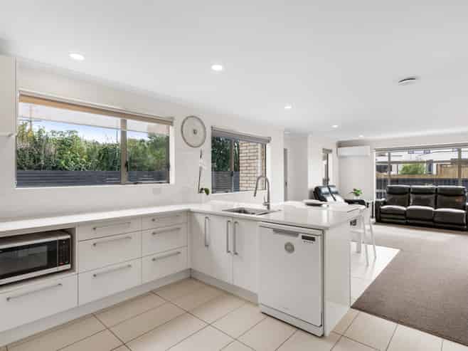 1A Charlenne Close, Ranui