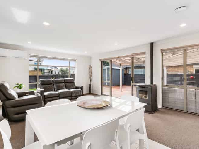 1A Charlenne Close, Ranui