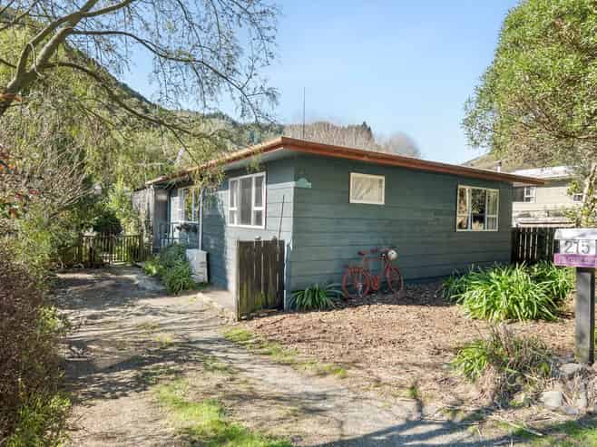 1/215 Brook Street, Nelson City