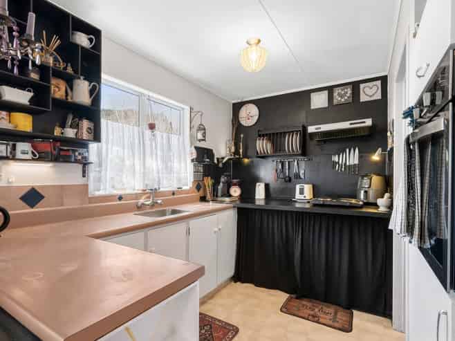 1/215 Brook Street, Nelson City