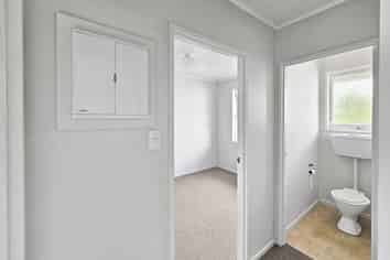 1/19 Athens Road, Onehunga