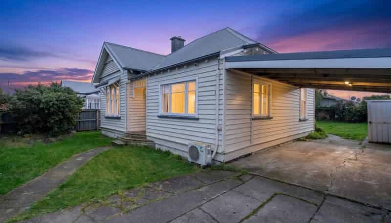12 Avenal Street, Avenal