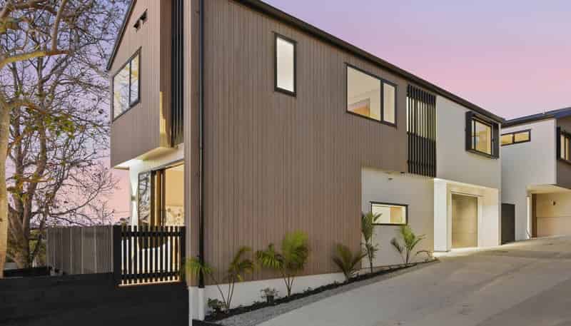 Lot 3/889 Beach Road, Waiake
