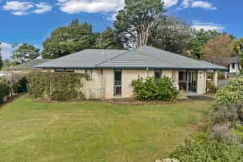 14 Lochiel Place, Kamo