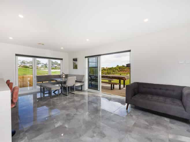 37 Vaucluse Heights, Fitzherbert