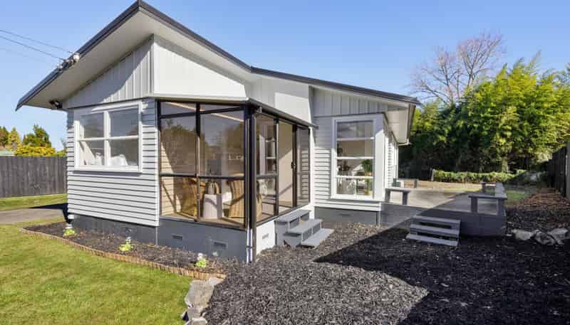 16 Gerrand Place, Chedworth
