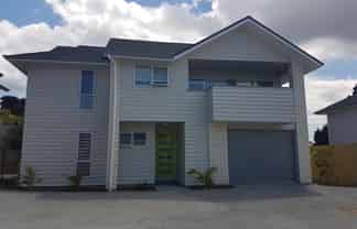 4d Binsted Road, New Lynn