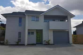 4d Binsted Road, New Lynn