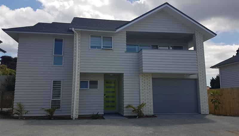 4d Binsted Road, New Lynn