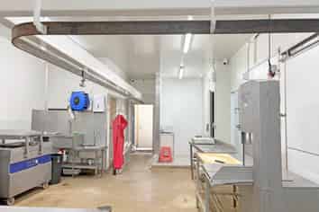FOOD OR BUTCHER TENANT WANTED
