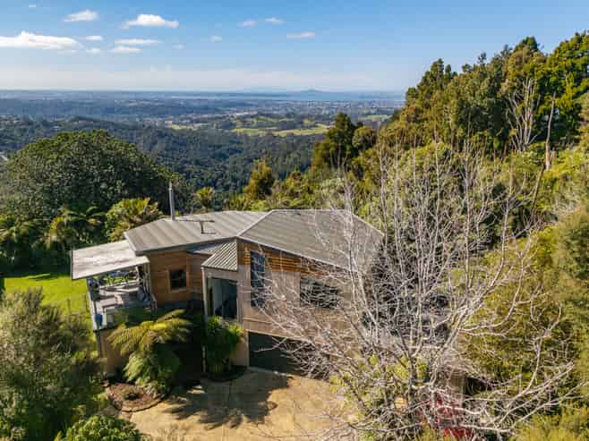 855 Scenic Drive, Swanson