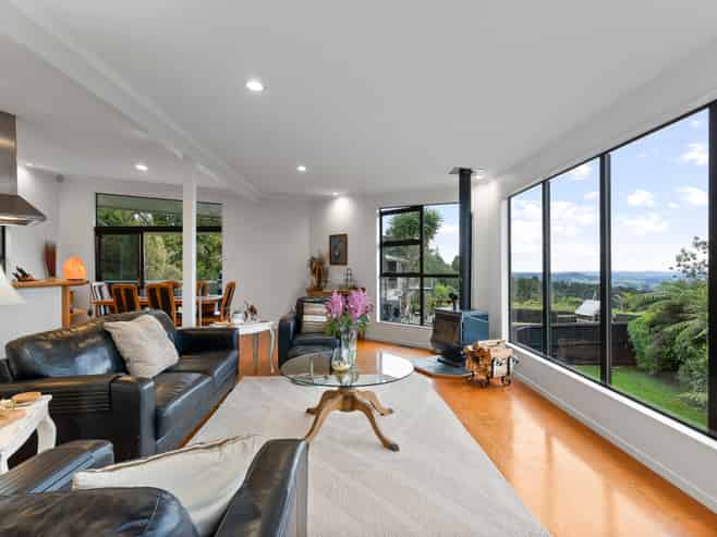 855 Scenic Drive, Swanson