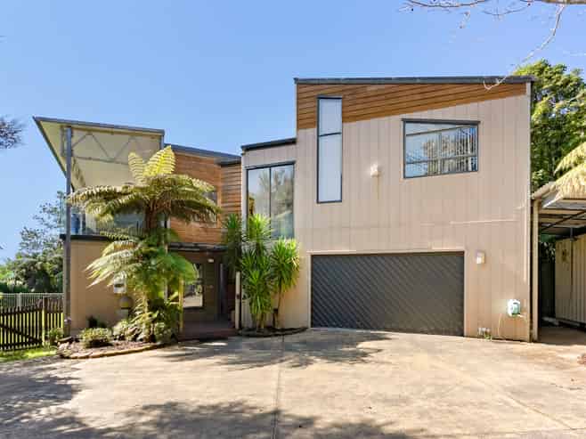 855 Scenic Drive, Swanson