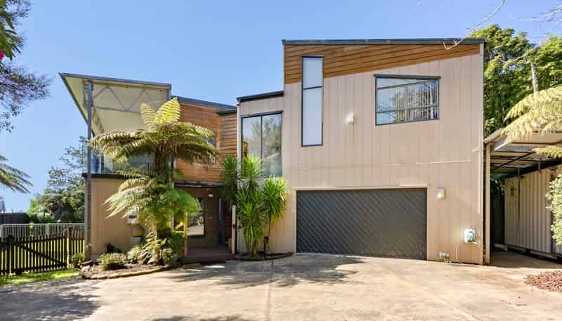 855 Scenic Drive, Swanson