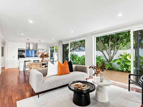 6A Grove Road, Sandringham
