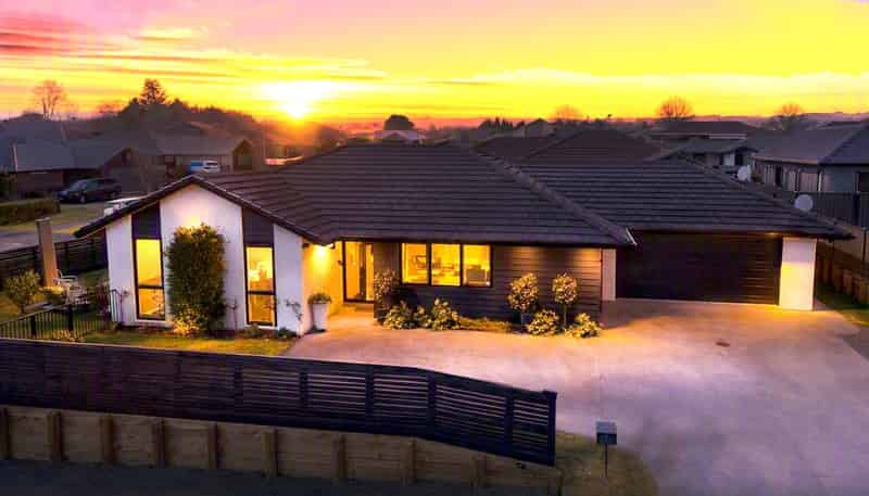 1 Shea Lane, Pyes Pa
