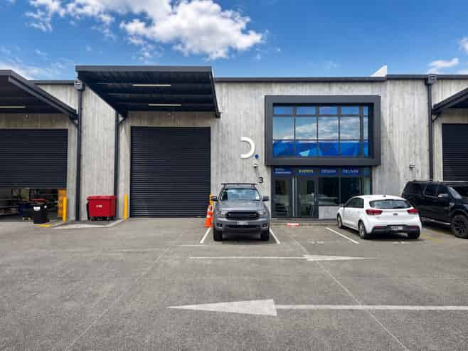 Modern industrial 273sqm