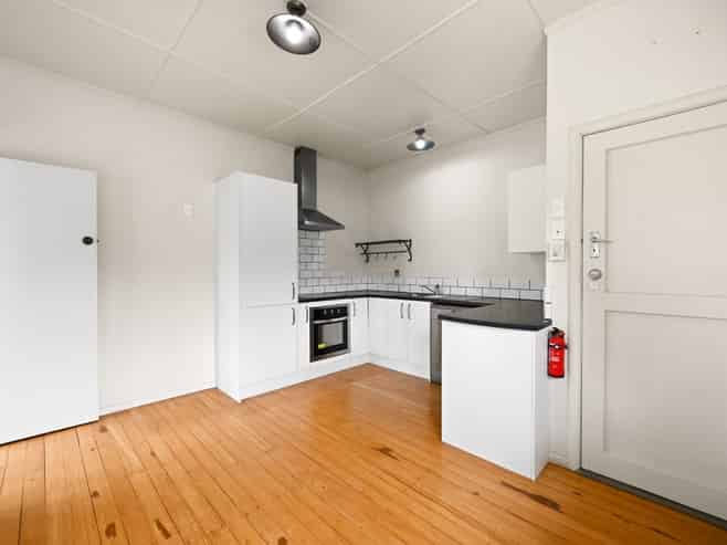 17 Sillary Street, Hamilton East