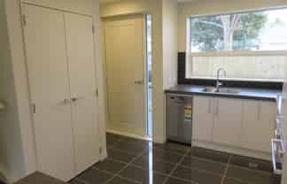 21/31 Princess Terrace, Newtown