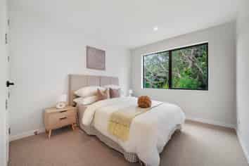 6/8 Park Rise, Campbells Bay