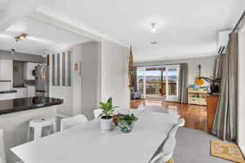 99 Gillies Avenue, HILLTOP