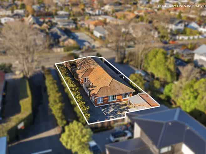 1 & 2/379 Papanui Road, Strowan