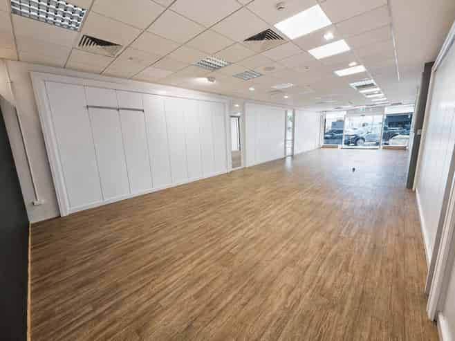 High-profile Queen Street retail opportunity