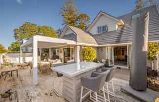 58 Grace Road, Avenues