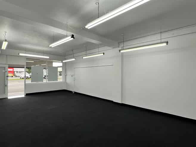 High-Profile Retail on Heretaunga Street West