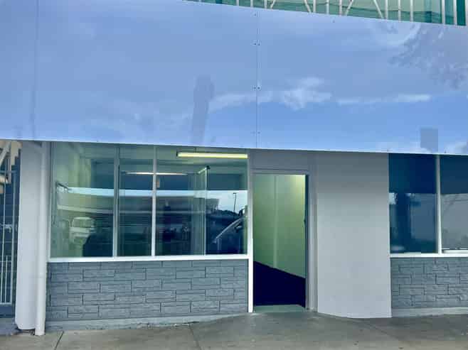 High-Profile Retail on Heretaunga Street West