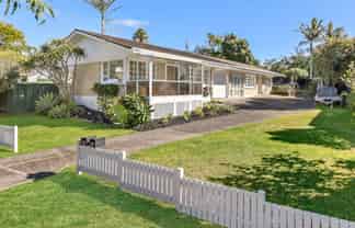 1/202 Fisher parade, Farm Cove