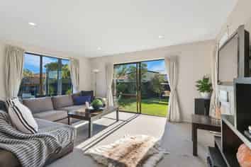 2/71a Glenmore Avenue, Bishopdale