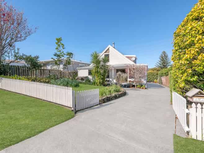 7 Te Pene Road, Maraetai