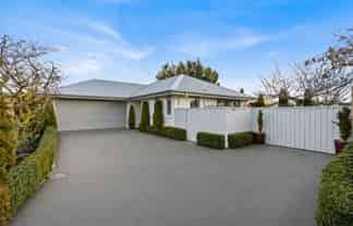 16 St Adela Place, Woolston
