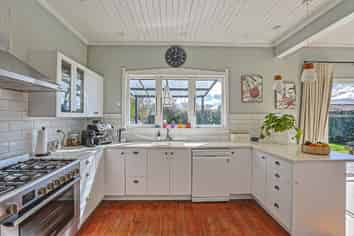 301 Lovedale Road, Saint Leonards