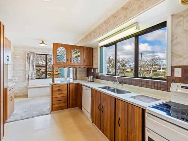 149 Queen Street West, LEVIN