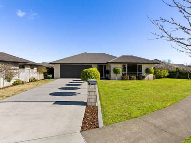 43 Plescher Crescent, Cambridge
