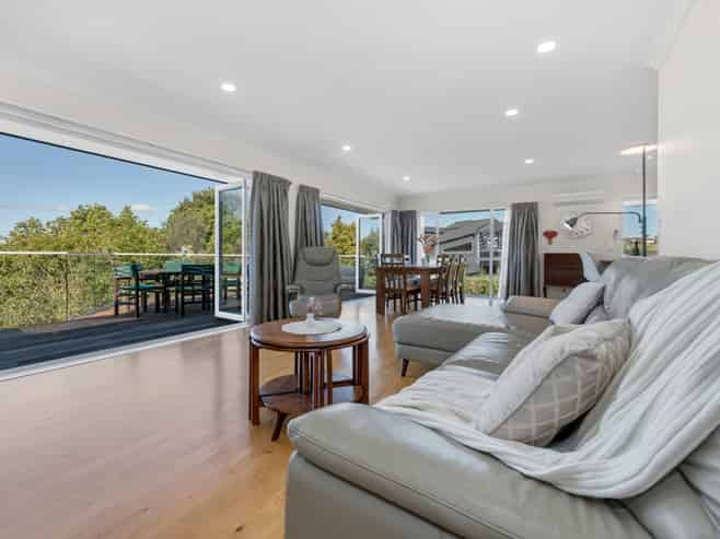 10 Ramoana Mews, Shelly Park