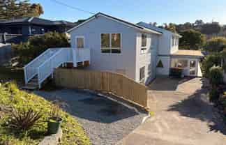 15 Stillwater Crescent, Stillwater