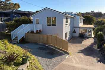 15 Stillwater Crescent, Stillwater