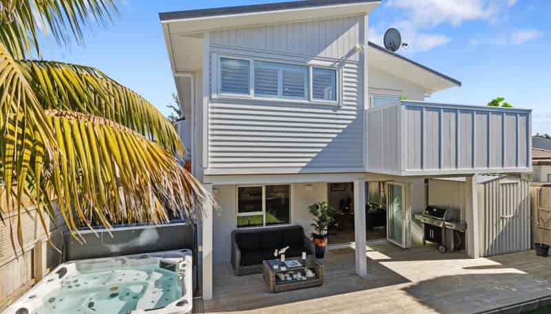 1/7 Elizabeth Street, Orewa
